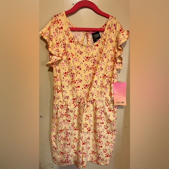 Paper Doll Youth Romper, Yellow, NWT, Size L and S - Picture 3 of 3